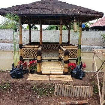 jasa pembuatan gazebo saung bambu 1
