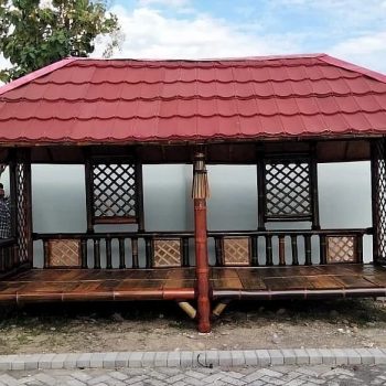 jasa pembuatan gazebo saung bambu 3